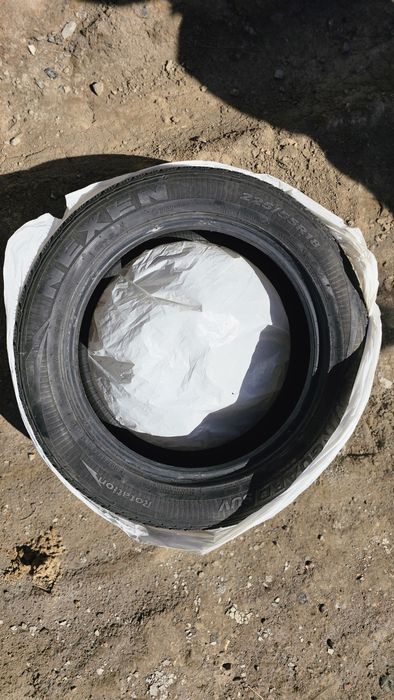 Продам шины Nexen / Roadstone 225/55 R18