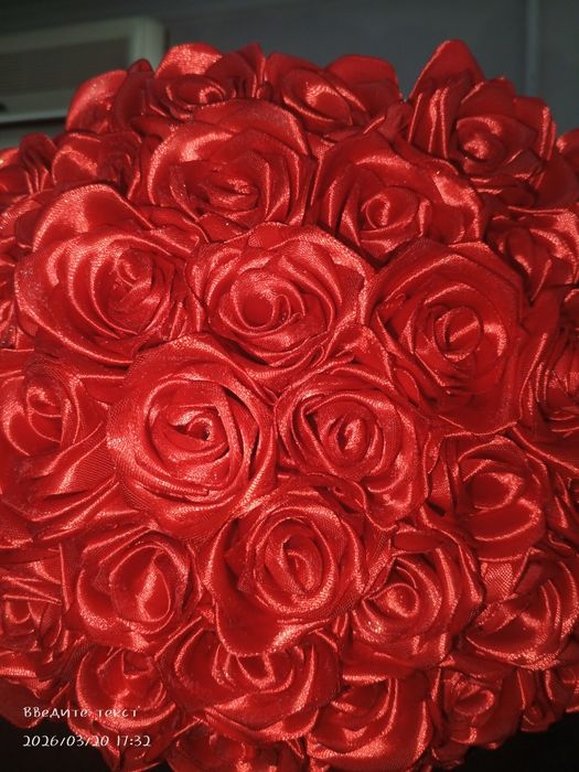 Букет из 47 роз из атласных лент  на заказ