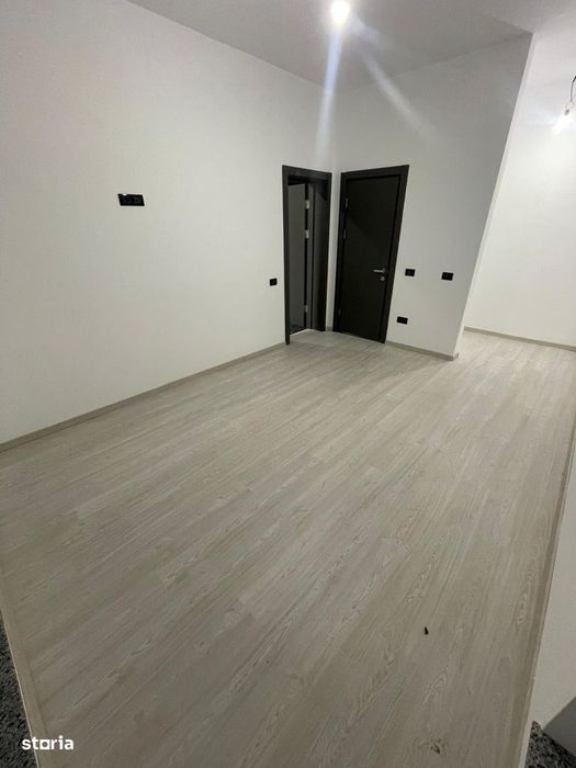 COMISION 0 | 150 mp | Panouri fotovoltaice + pompă de căldură