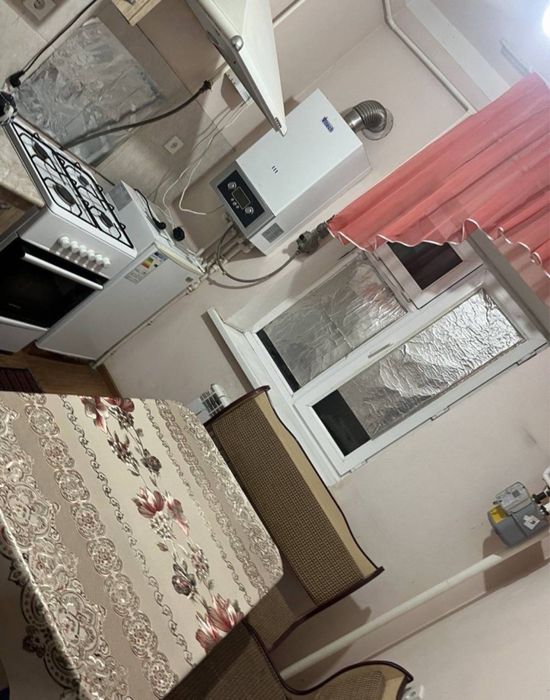 Ижарага 3 хонали квартира берилади обстоновка бор