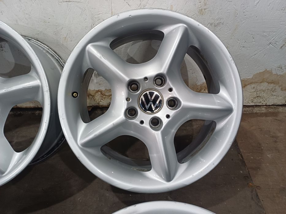 Диски R17 5x120 на Volkswagen T5, T6.