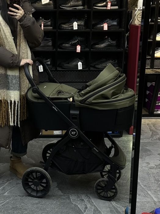 Коляска 3 в 1 Tomix Walker