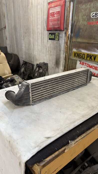 Интеркулер за БМВ 3 Серия Е46 2.0 136 Коня