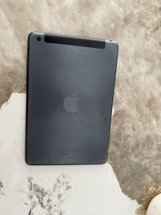ipad mini / 3G добре работещ