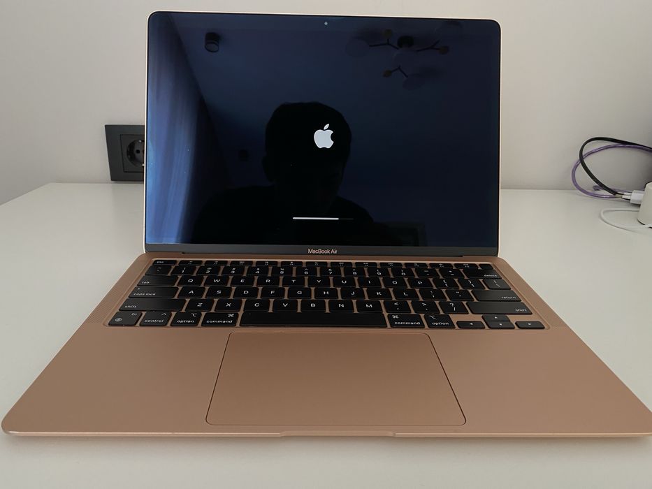 macbook air m1 8/256gb