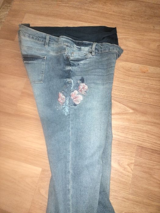 Продам джинсы для беременных