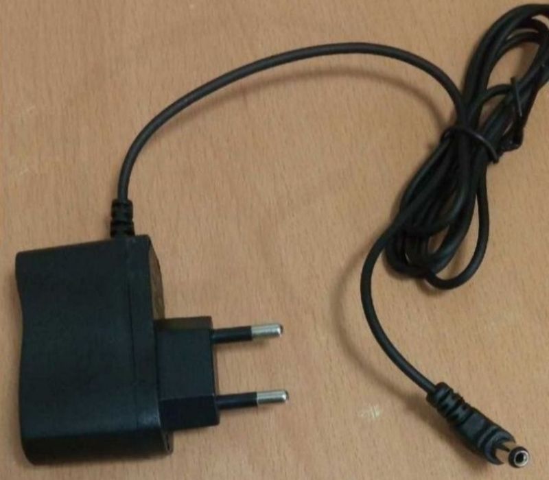 Vând Incarcator 6V 500mA