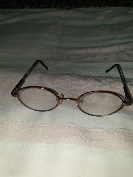 Vând, rame de ochelari pentru copii!    Modele frumoase!