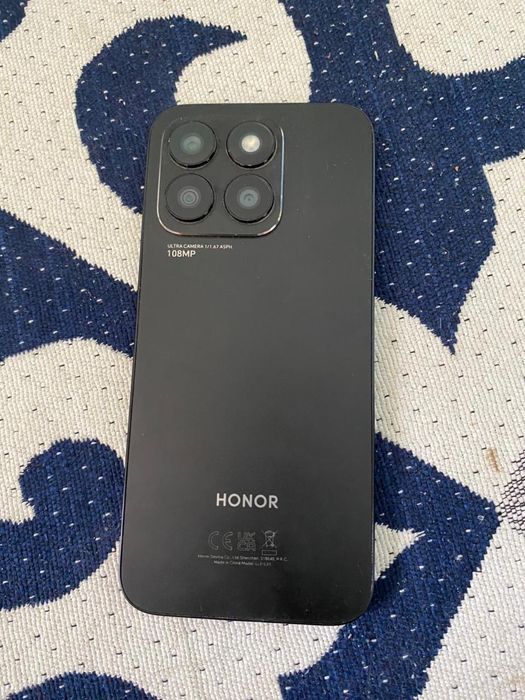 Продаются сотовые телефоны: хонор, х 8b