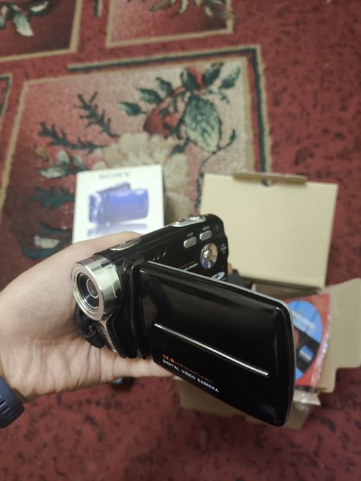 Хорошая видеокамера sony