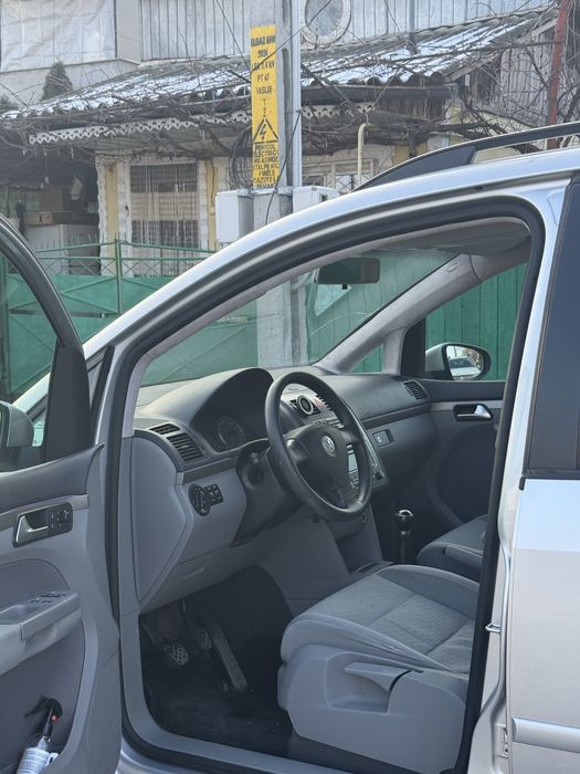 Volkswagen Touran 2010 2.0 TDI PROPRIETAR