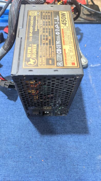 Pachet - Sursă Super Flower 450W Gold + Placă Video HD 5750