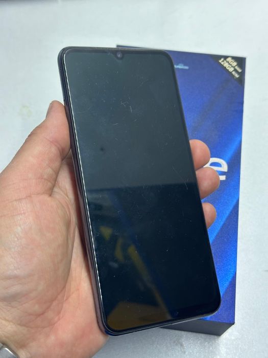 Продам Vivo V21 E 128г