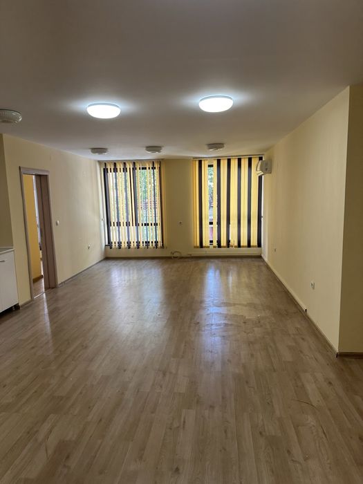 Продава се Тристаен апартамент в Пловдив, Кършияка - 121 кв.м за 1707 €/кв.м - Снимка #2