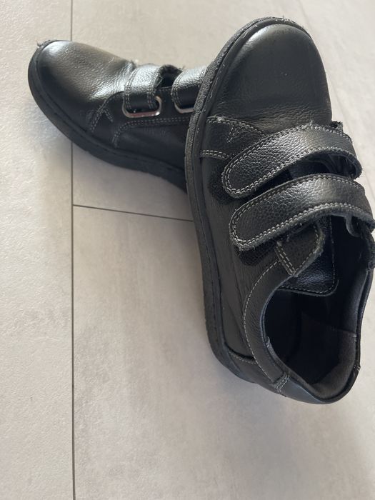 Pantofi marimea 31 de piele