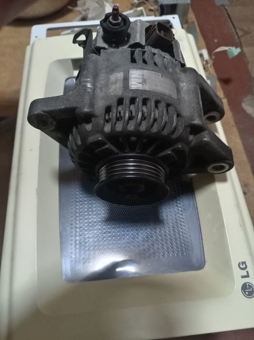 Ганератор на Авто