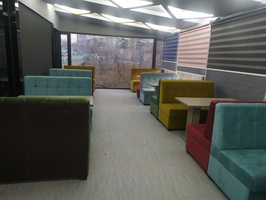 Kafe va stalavoy uchun yumshoq mebel