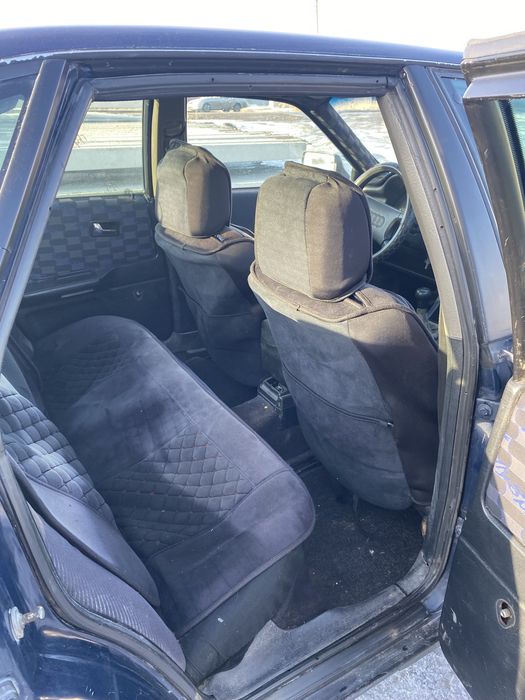 Продвется Audi 80 B4