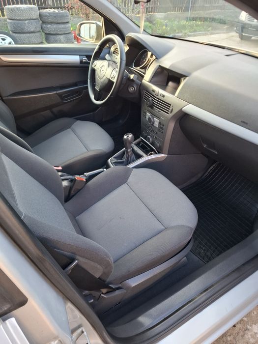 Opel Astra H/Motor 1.6 Benzină/An 2007