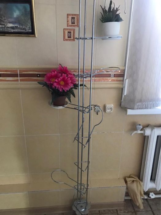 Стойка для цветов