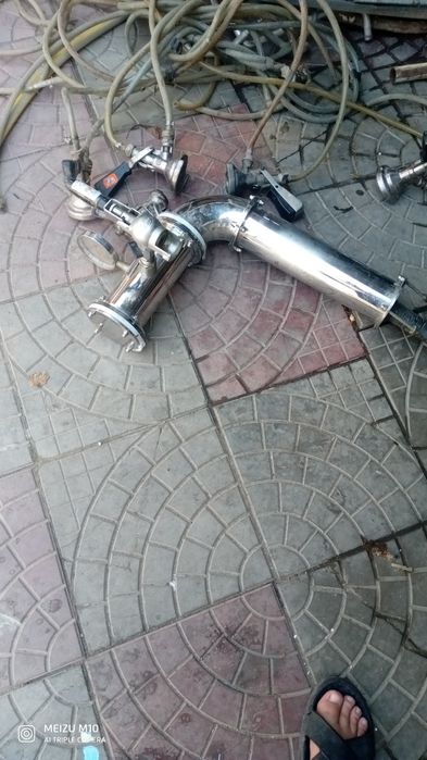 Продам холодильник для разлевных напитков