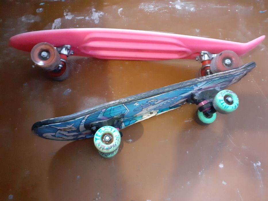 Продам 2 скейта в хорошем состоянии