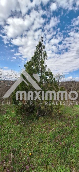 Парцел в Варна-м-т Планова площ 1140 цена 95000