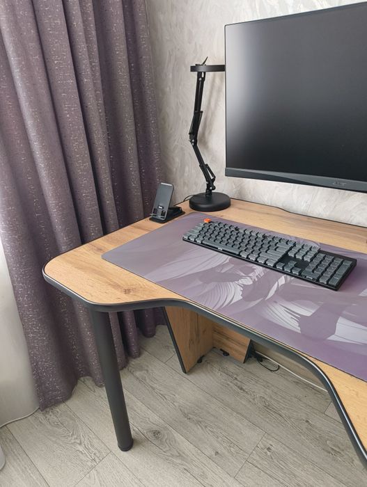 Стол компьютерный с тумбой