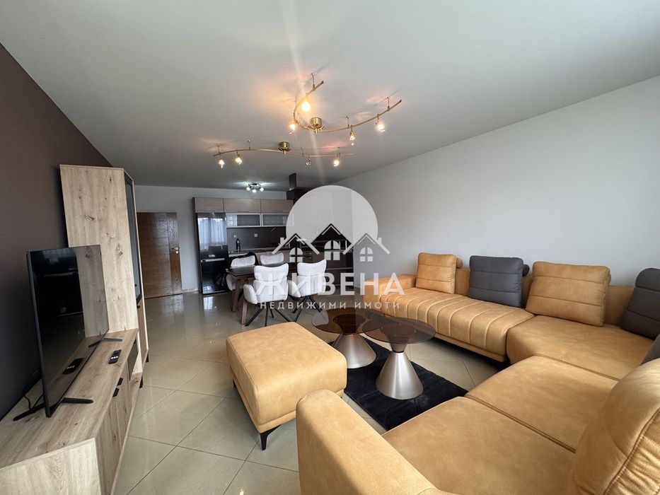 Дава се под наем Тристаен апартамент в Варна, ВИНС - 140 кв.м за 1196.97 € - Снимка #5