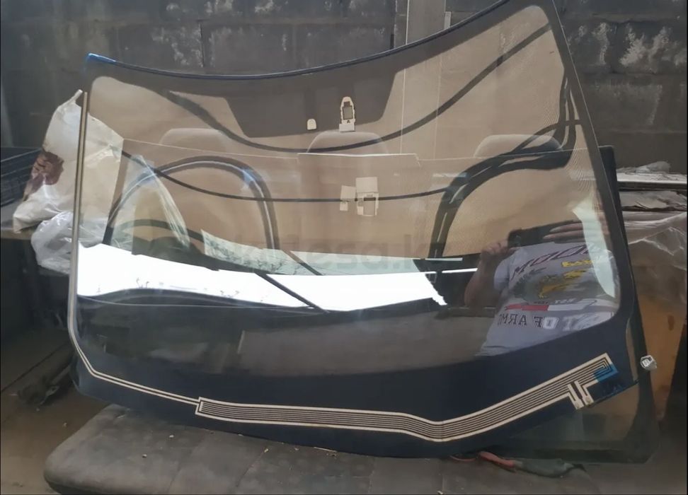 Лобовое стекло Lexus Rx350