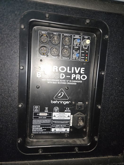 Bas activ Behringer B1200 D Pro