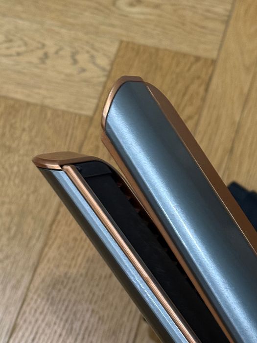 Фен-выпрямитель Akoya Silk Pro 25