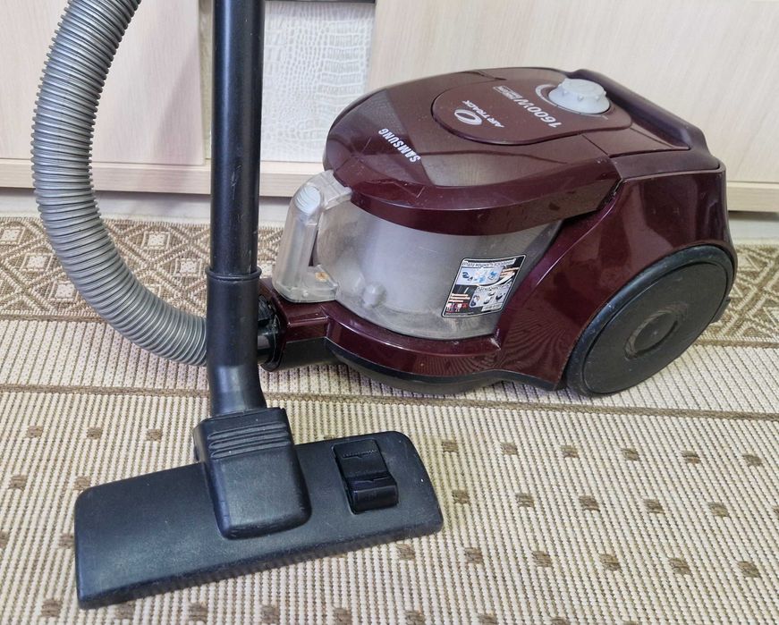 Продается пылесос