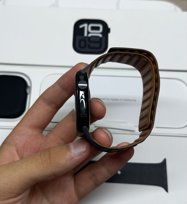 Apple Watch 10 46mm 97% Jet Black
