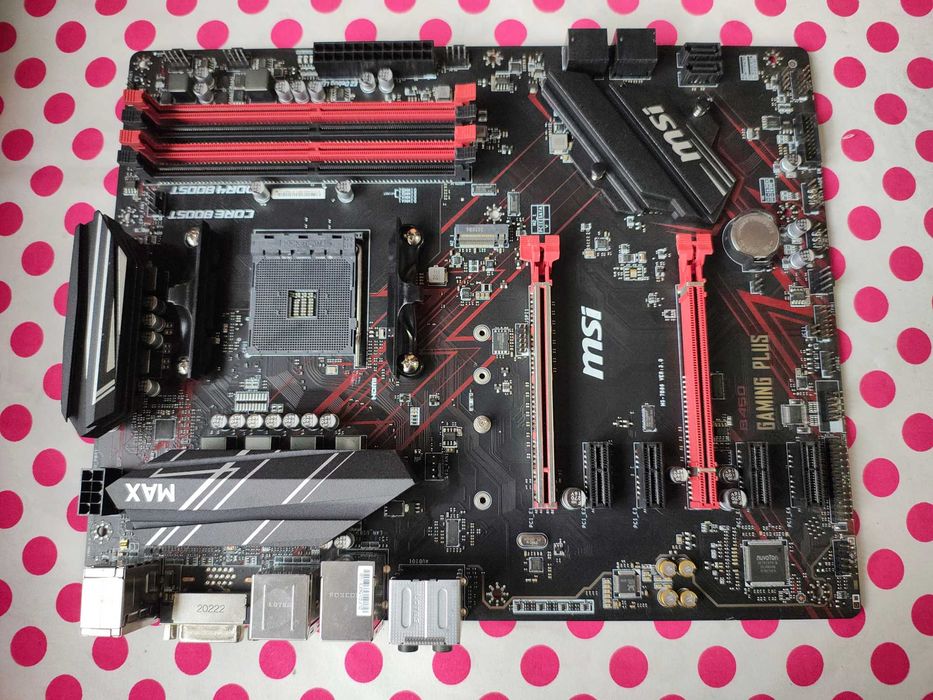 Placa de baza MSI B450 Gaming Plus socket AM4.