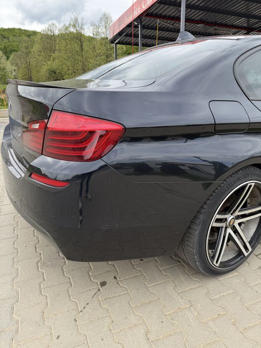 Pachet M complet bara fata-spate-praguri BMW F10 F11 LCI FL facelift