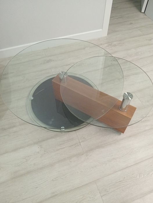 Продам журнальный столик