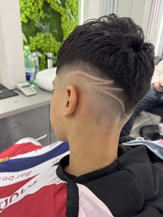 Servicii frizerie pentru toate stilurile