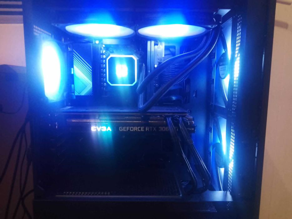 Геймърски компютър  Ryzen 7 7800X3D / RTX 3060 Ti