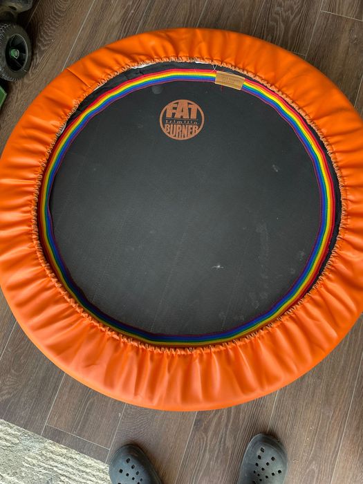 Trambulină pentru adulți