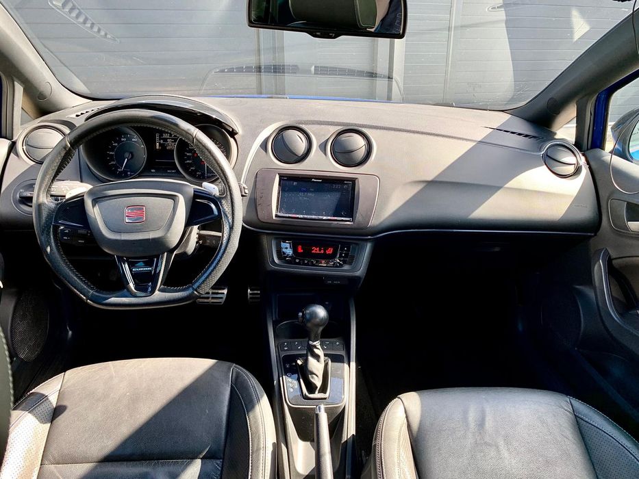 SEAT Ibiza Cupra 1.4 TSI 180CP DSG • 2012 • Trapă • Bi-Xenon