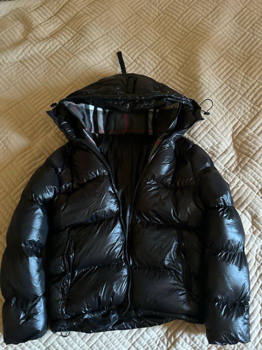 Пуховик Burberry