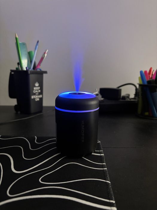 Difuzor și umidificator de aromaterapie