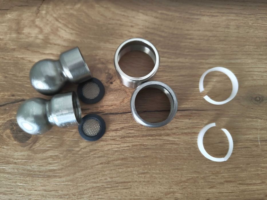 Pălărie de duș/set baie (vând sau schimb)