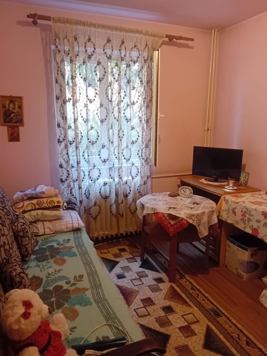 Aparatment de vanzare