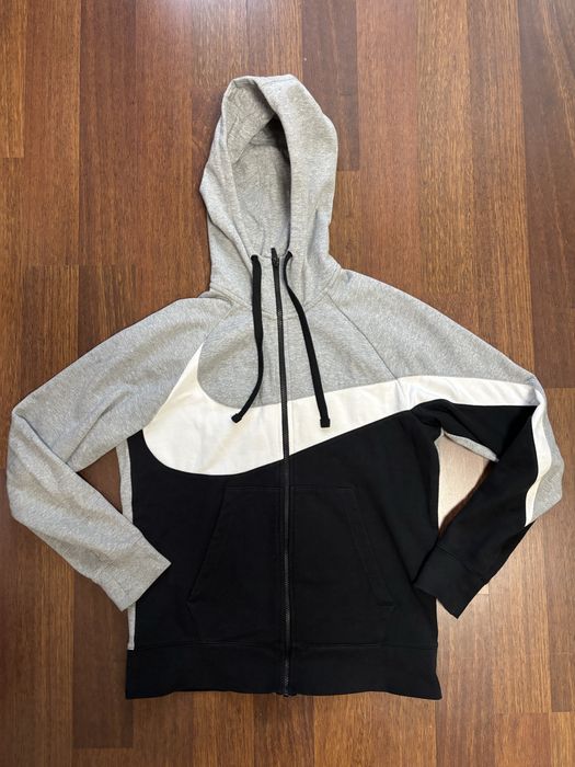 Nike мъжки суичър М размер