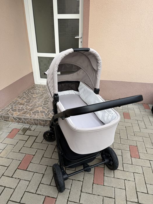Cărucior 3 în 1 - Lionelo Amber Plus