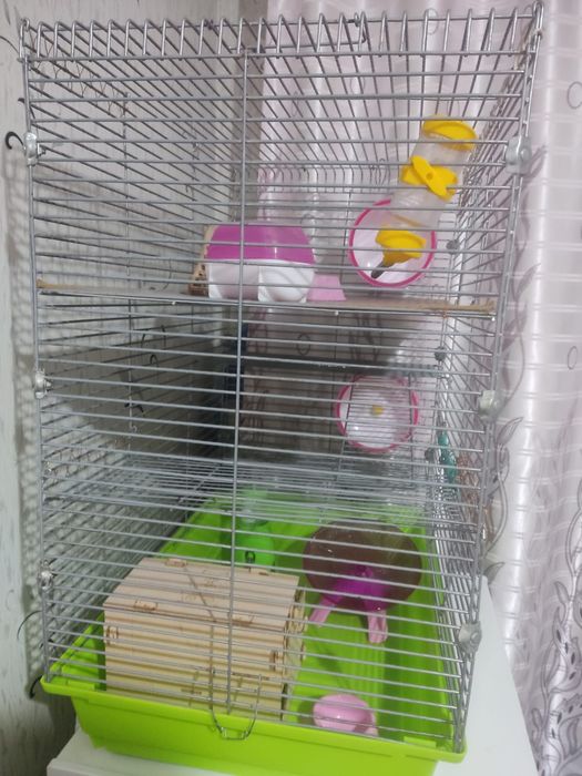 Продам Клетку большую