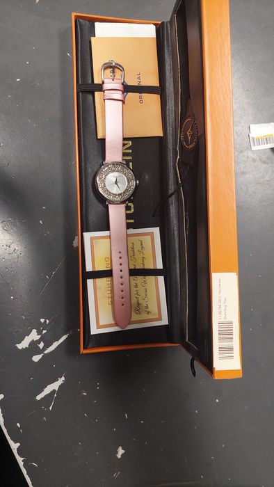 Дамски часовник Stuhrling  IGU