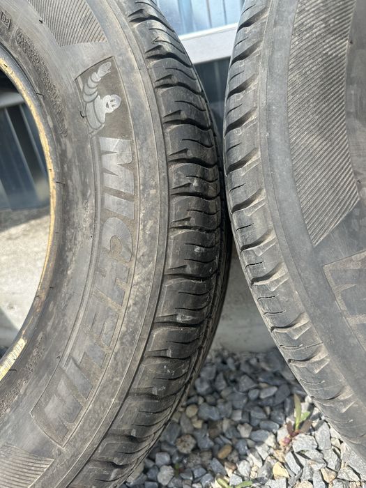Caucicuri Michelin 215x70x16 M+S - pret pe bucata
